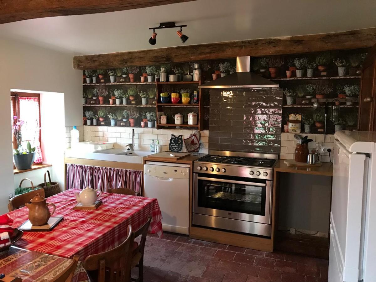 Gite Le Mur Magnifique Longere Au Bourgogne-Du-Sud Villa Oye Luaran gambar